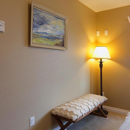 Lovely J Home -Stunning River View Cozy Two Bedroom Private Suite New Westminster Exteriér fotografie