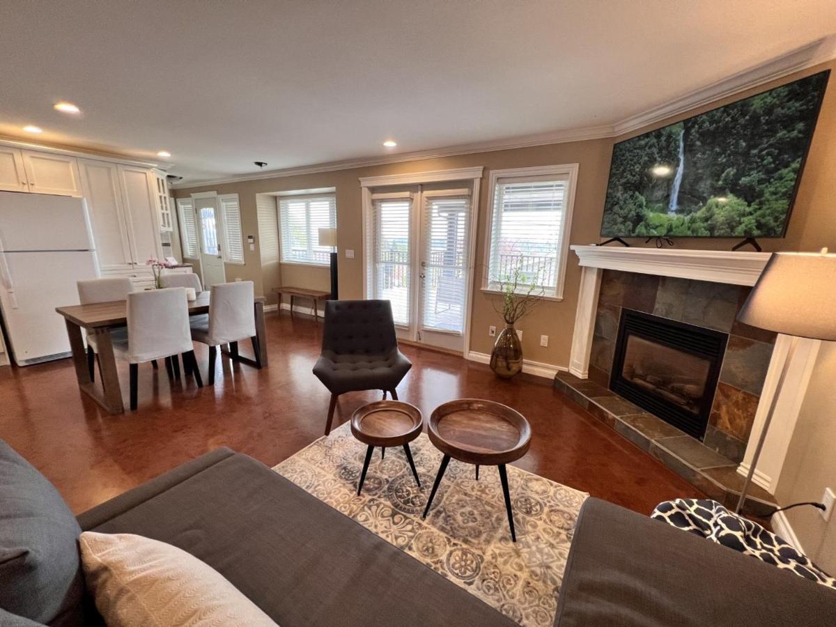 Lovely J Home -Stunning River View Cozy Two Bedroom Private Suite New Westminster Exteriér fotografie